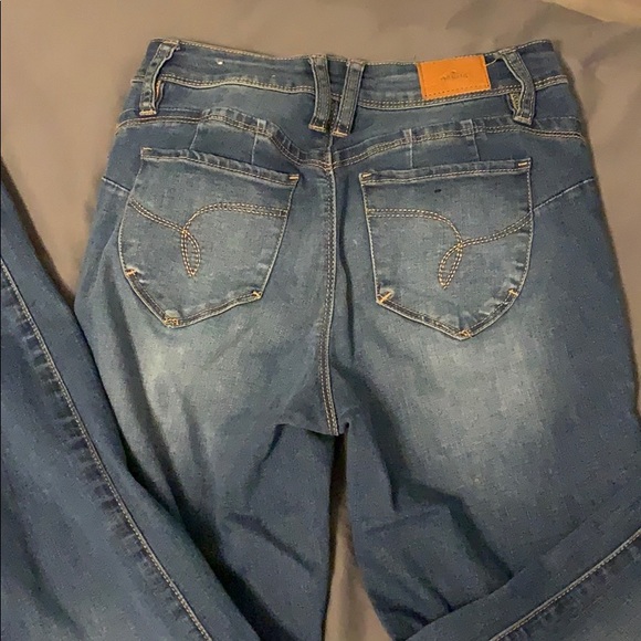 Jeans - Picture 2 of 2